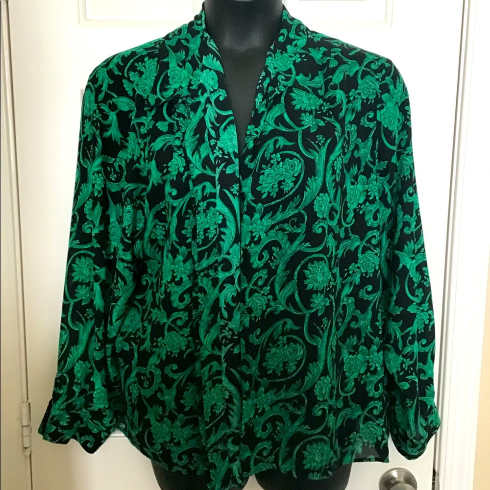 BLK/GREEN BUTTON UP SHIRT